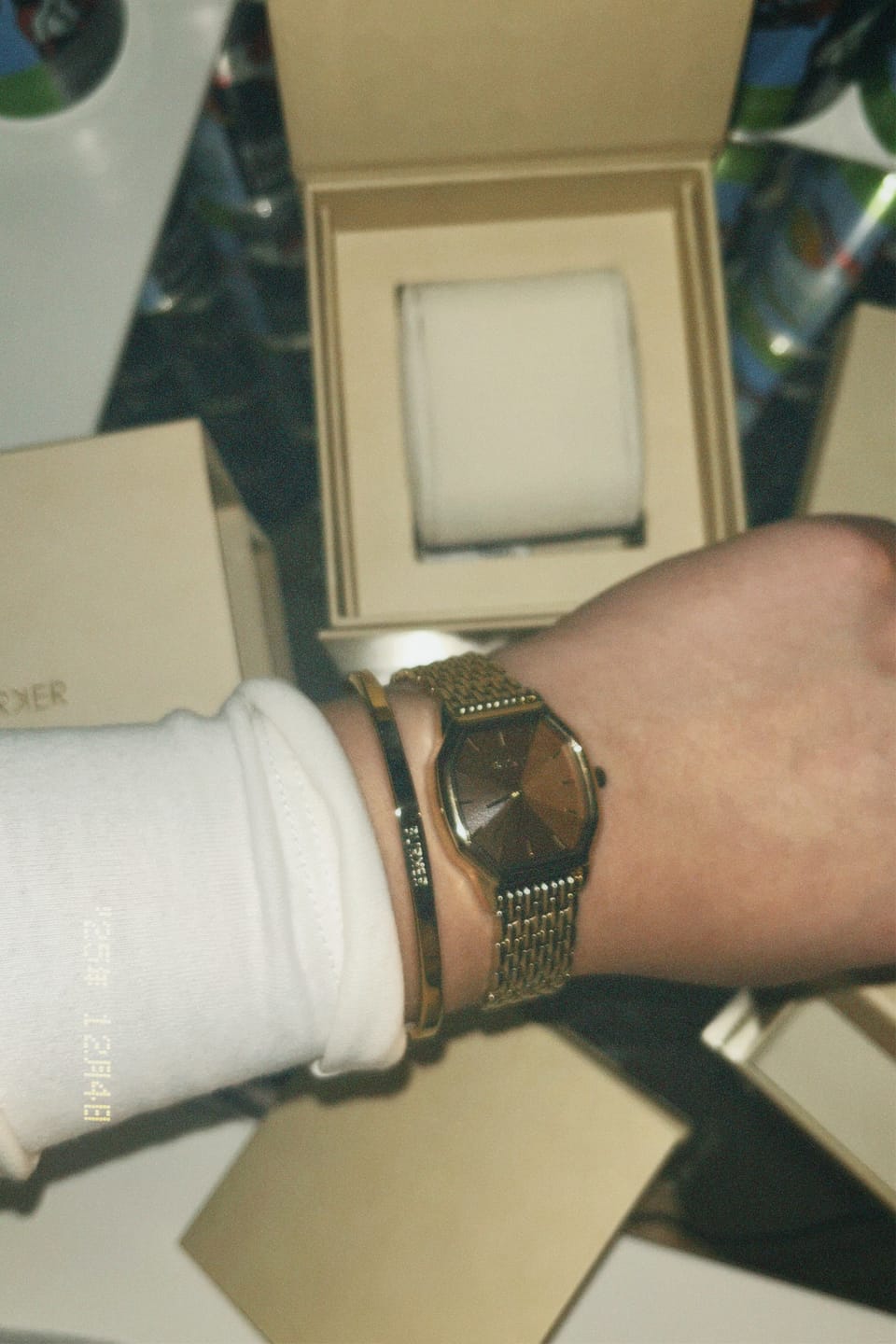 Customer photo review of Julia Gold Brown