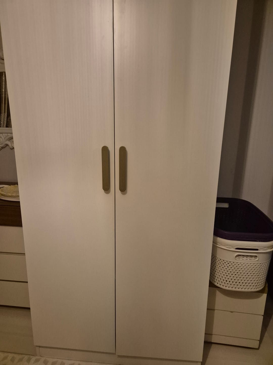 Customer photo review of Rani BA161 Gardırop 2 Kapaklı 2 Raflı Elbise Dolabı Beyaz