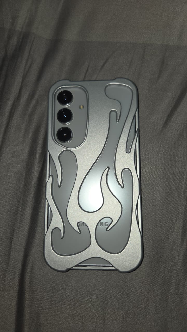 Customer photo review of 3D Flame Hollow Matte Black Silver Electroplated Samsung S & A Series Soft Case