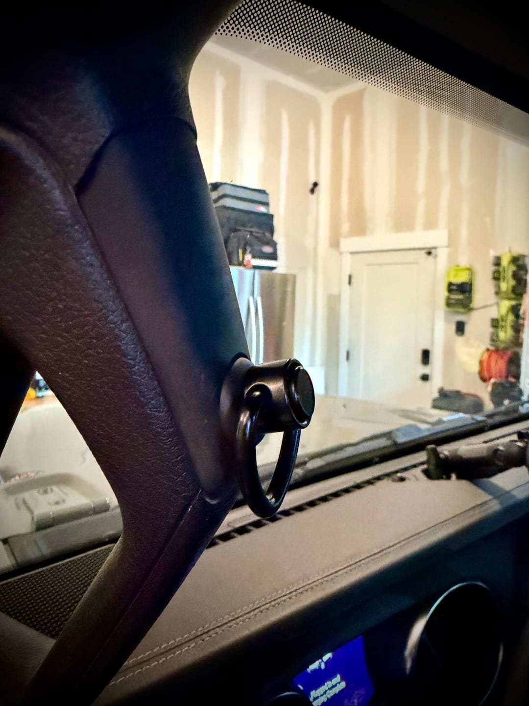 Customer photo review of A-Pillar Ball Mount Solution for 2018 - 2023 Jeep Wrangler JL + 2020-2023 Jeep Gladiator