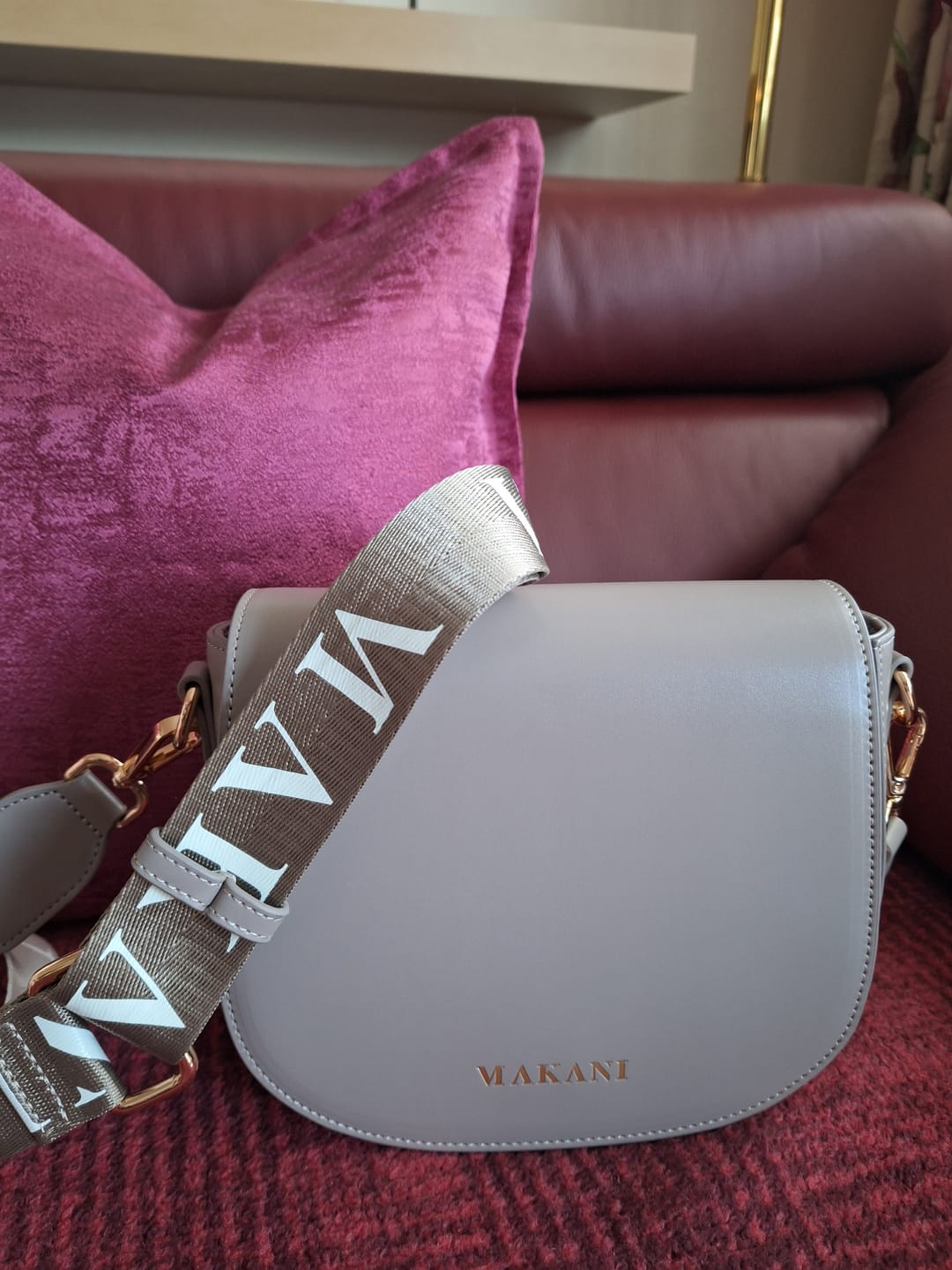 Customer photo review of JASMIN - TAUPE