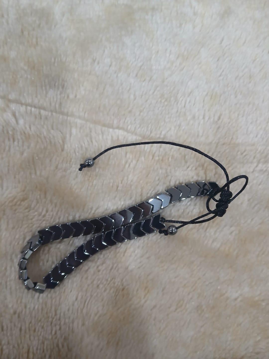 Customer photo review of Onyx Arrow Bracelet
