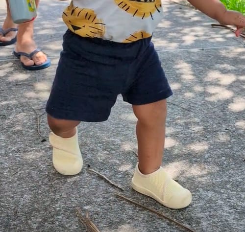 Customer photo review of SOHLS® Velcro MOVE Toddler Shoe – Sunshine Yellow