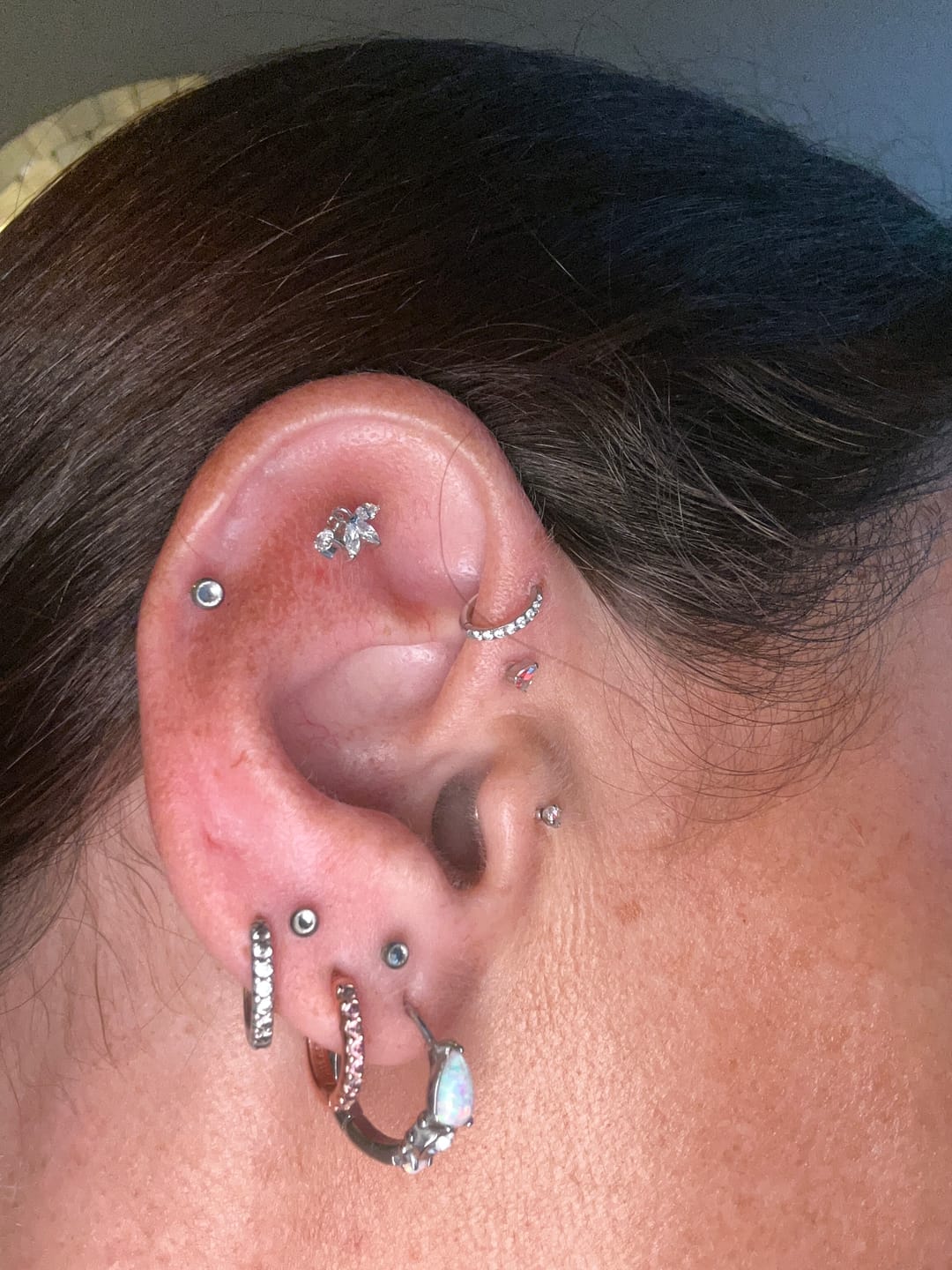 Customer photo review of ANGEL Eternity Cartilage Hoop (16g)