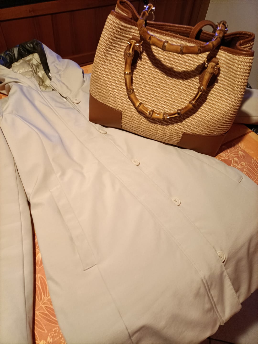 Customer photo review of Annalisa - Borsa a Mano in Rafia e Pelle con Manici in Bambù – Eleganza Artigianale Made in Italy