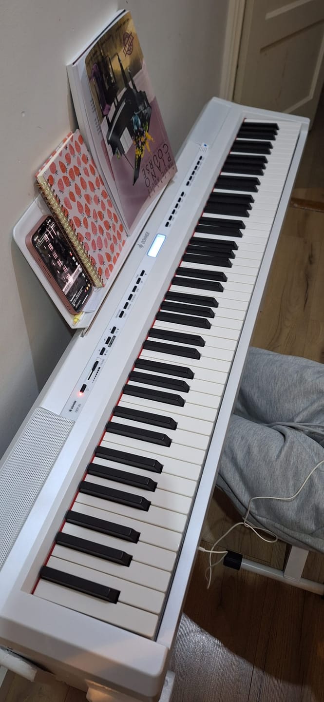 Customer photo review of Donner DEP-20 Weighted Digital Piano