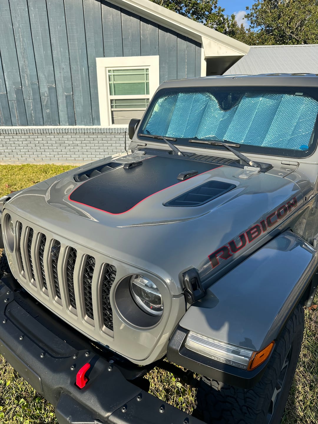 Customer photo review of Hood Graphic for RUBICON | Black Topo - fits Wrangler JL & Gladiator JT