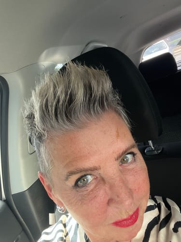 Customer photo review of Ethan Thomas Black shampoo & mask duo