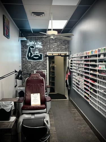 Customer photo review of Licata's Nail Studio -  Premium Neon Artwork