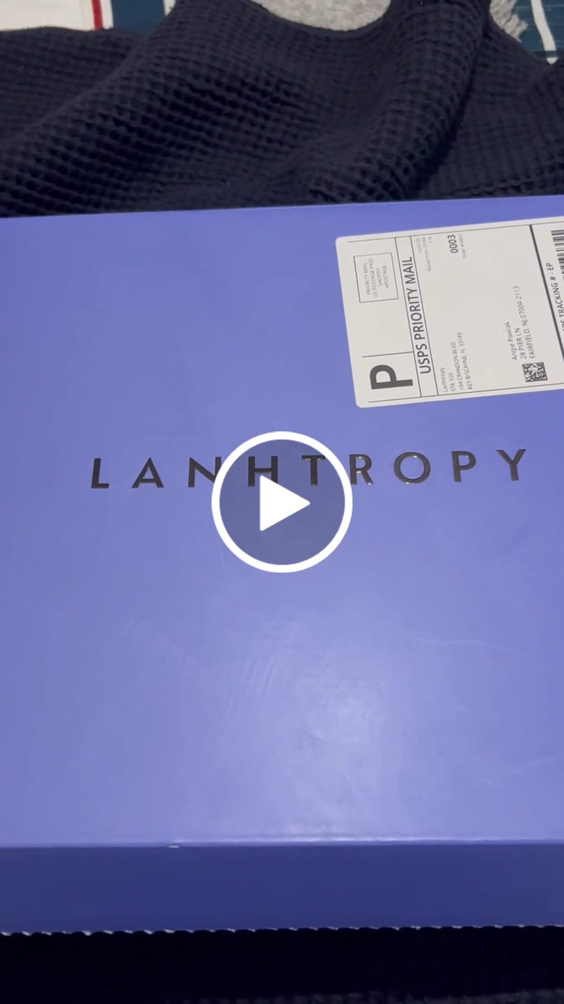Customer video review of Oslo Taffeta Blazer - Midnight Leopard Print
