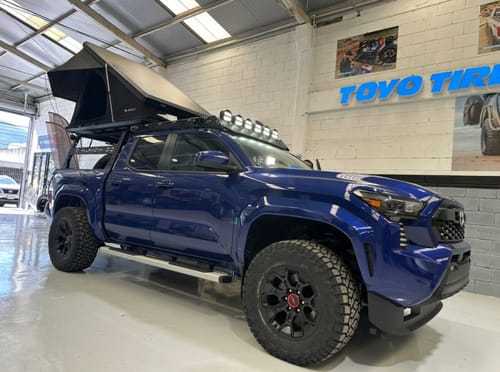 Customer photo review of Rack Overland para Toyota Tacoma 2025
