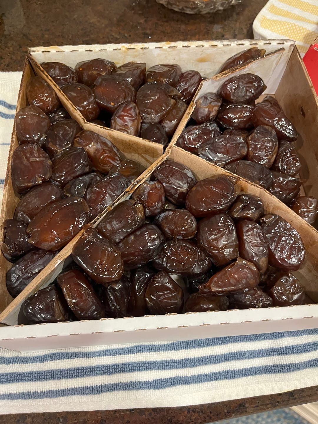Customer photo review of Soft Rutab Medjool Dates