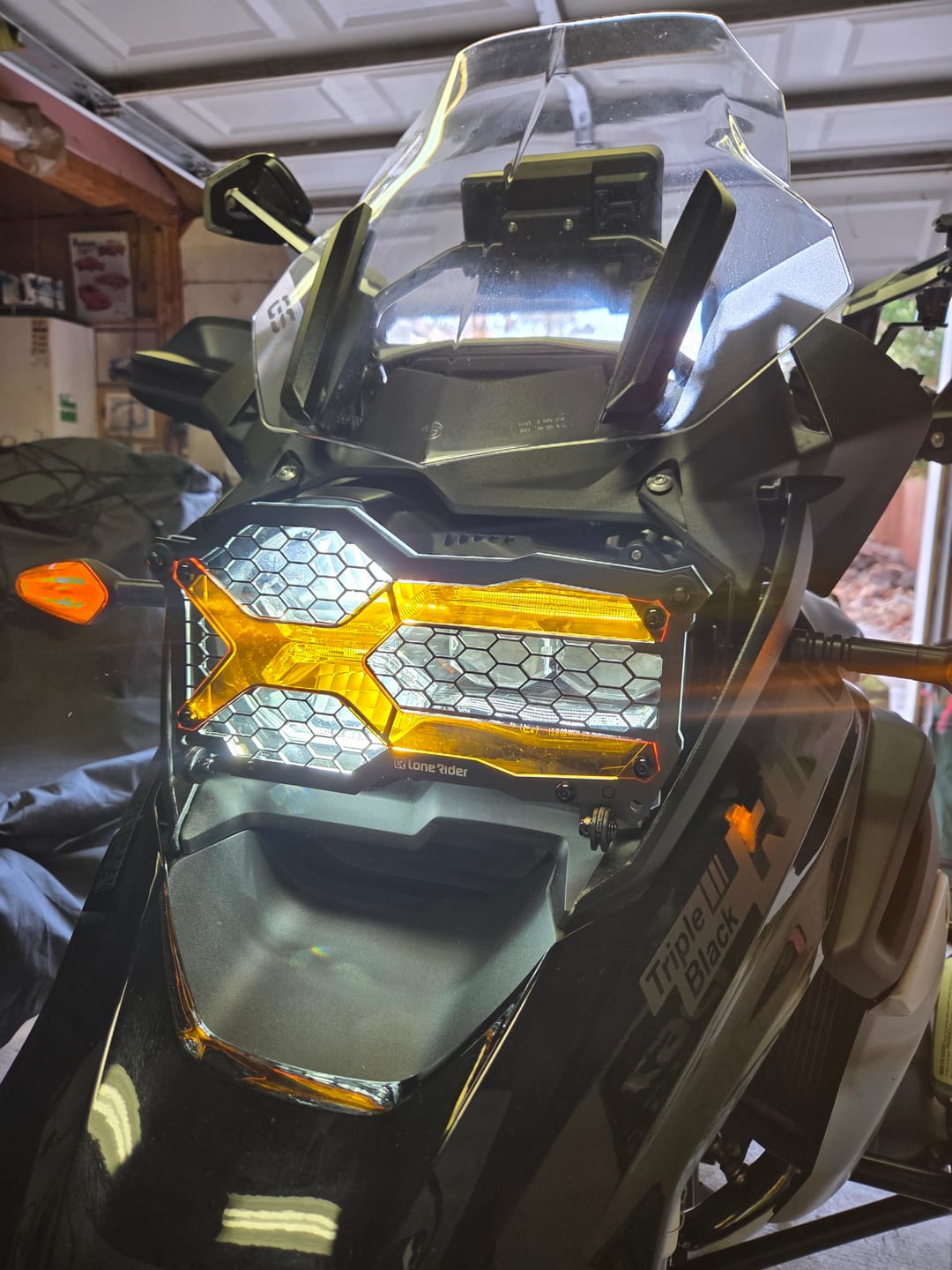 Customer photo review of Headlight Guard Kit BMW R1200/1250 GS / ADVENTURE LC (Liquid Cooled) - [Patent Pending]