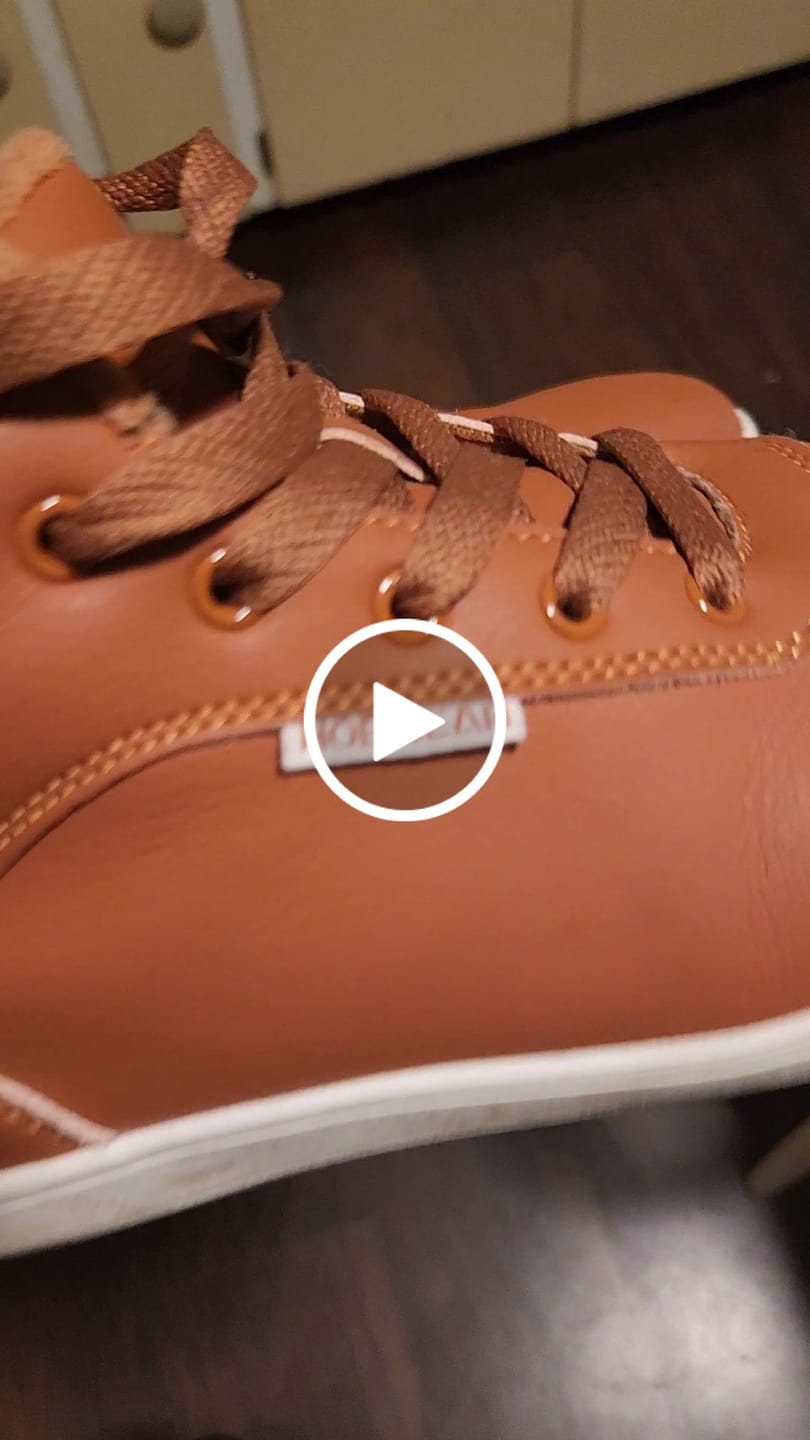 Customer video review of Spruce - Winter Barefoot Shoes