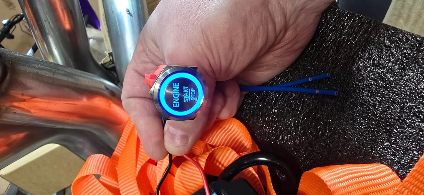 Customer photo review of 10 Amp 19mm Latching Stainless Steel/Aluminium alloy Push Button Switch LED Waterproof Round Self-Locking 1NO
