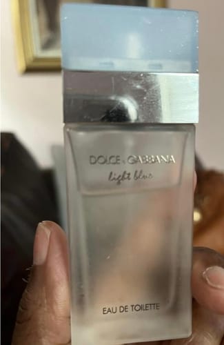 Customer photo review of Dolce & Gabbana Light Blue Eau De Toilette Spray for Women