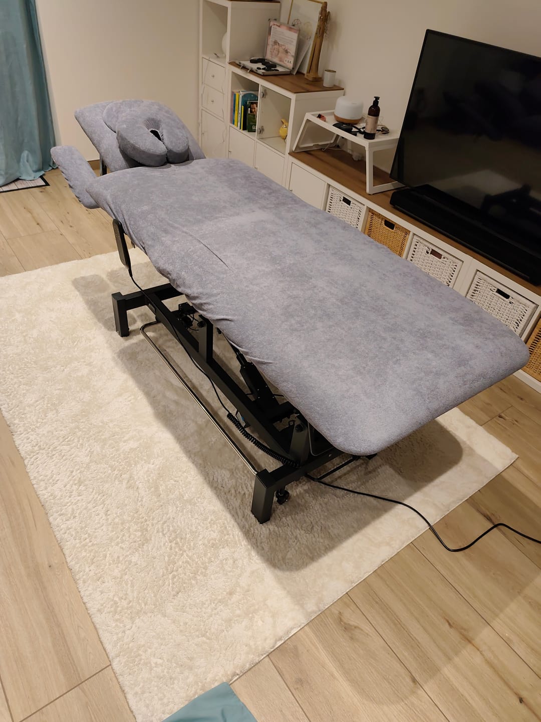 Customer photo review of Massageliege Elektrisch Fortis 5 Ergo | 5-Segmente | Handfernbedienung Steuerrahmen | 3 Jahre Garantie