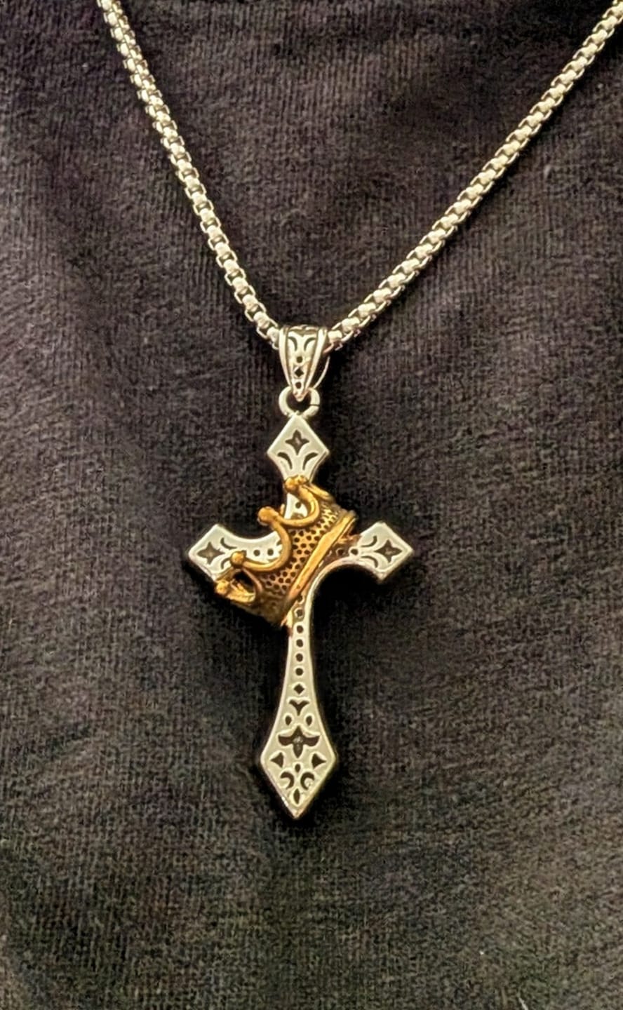 Customer photo review of Christianartworkshop The Crown Cross Necklace Religion Jewelry