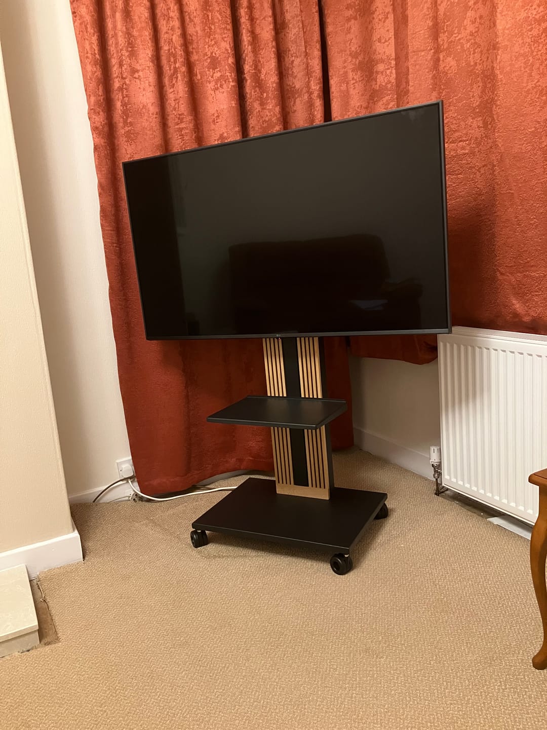 Customer photo review of ZEN FT65 Floor TV Stand