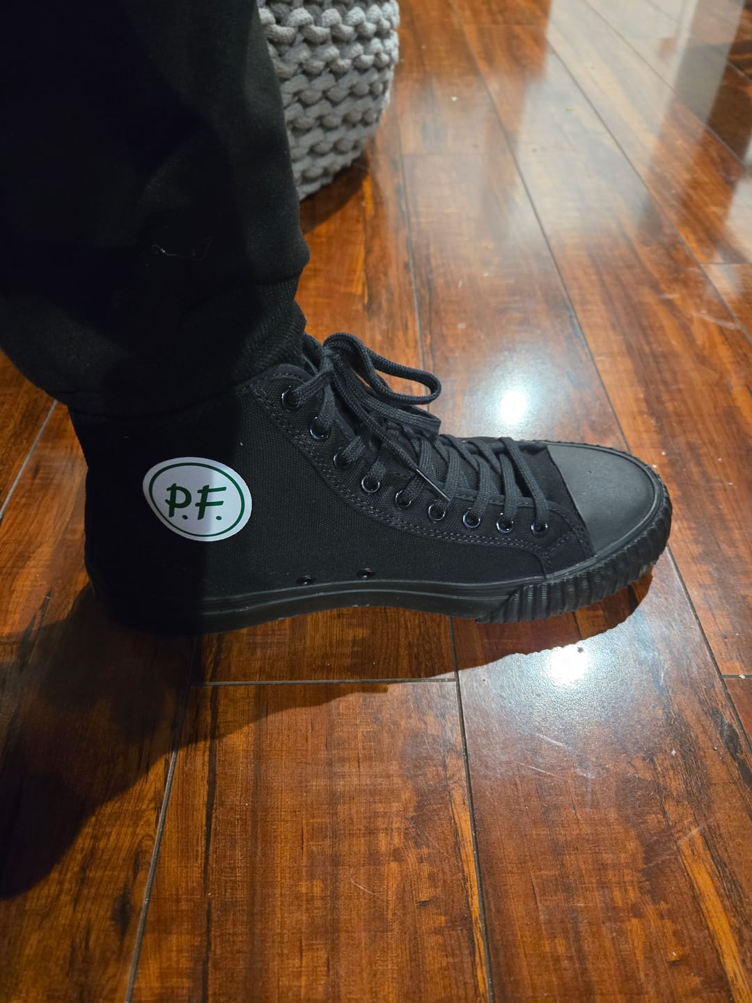 Customer photo review of 1993 Center High-Top Black