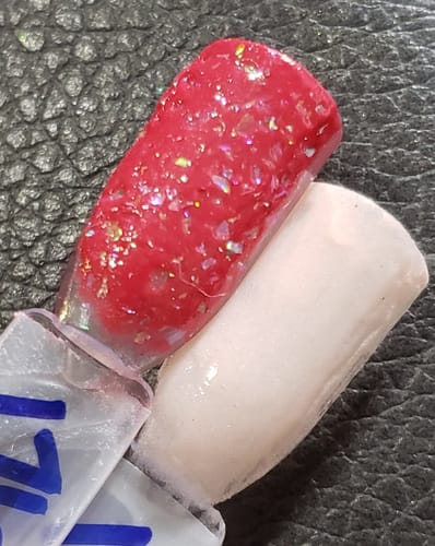 Customer photo review of D1456 Rosy Goldleaf Pink Flake Dip Powder