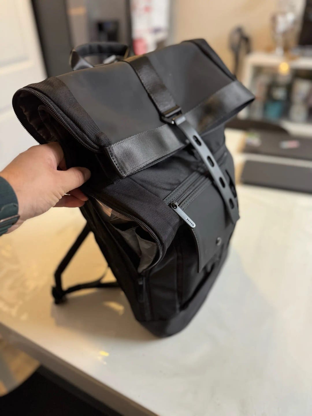 Customer photo review of Sac à Dos Imperméable Roll Top Élégant