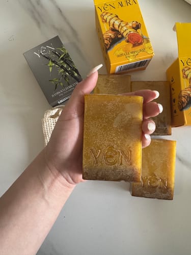 Customer photo review of Skin Clearing Honey & Turmeric Bar