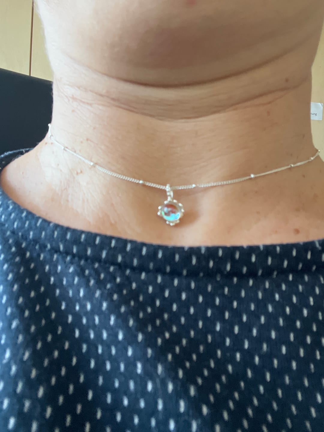 Customer photo review of Mondstein Halskette - Rundschliffanhänger