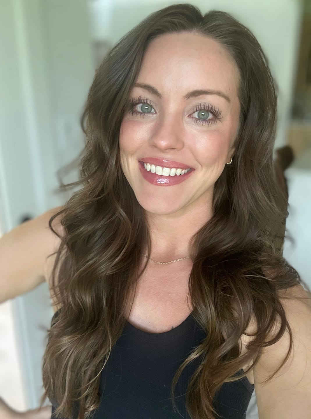 Customer photo review of EYELASH GROWTH SOLUTION