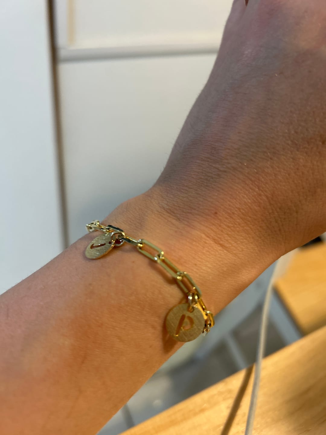 Customer photo review of Pulsera Oro Cala Personalizada