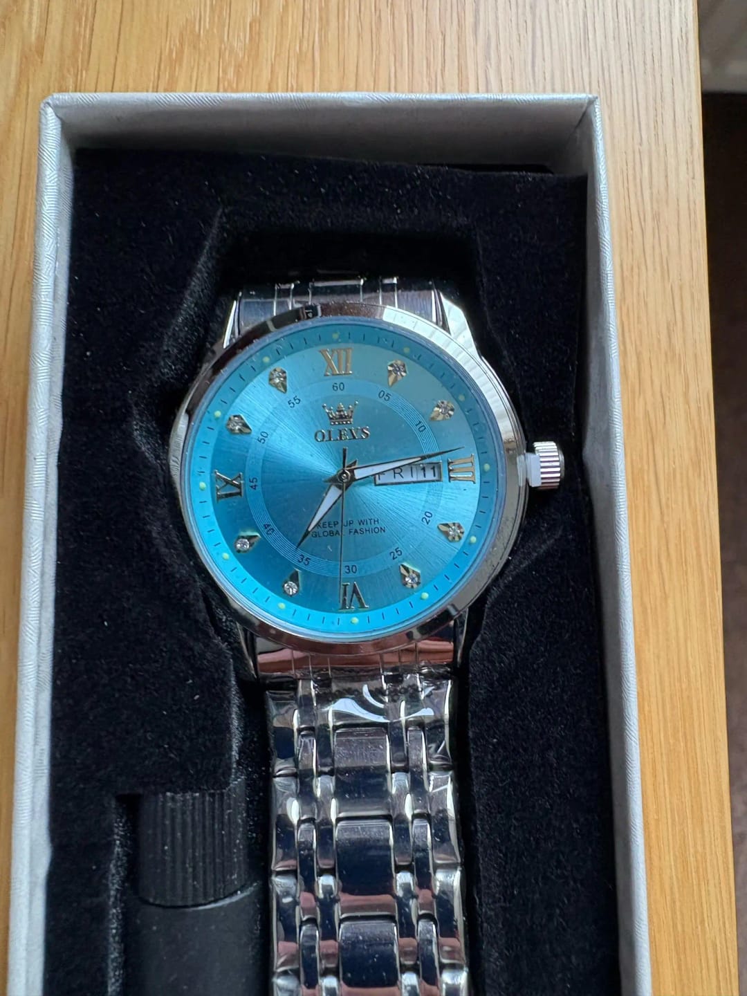 Customer photo review of OLEVS - Magnate