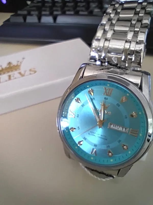 Customer photo review of OLEVS - Magnate