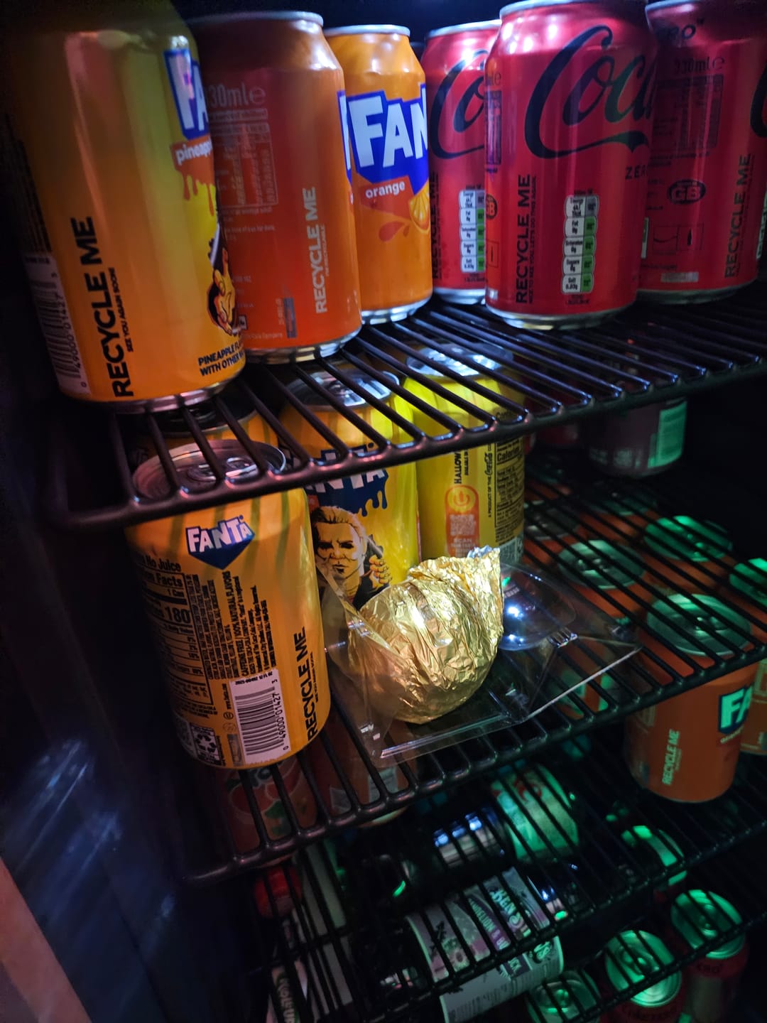 Customer photo review of Fanta Pineapple 12fl oz/355ml - Pack of 12