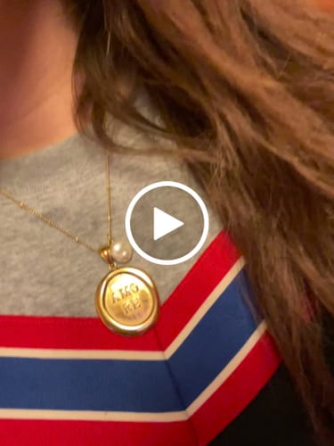 Customer video review of Ciondolo "Amore"