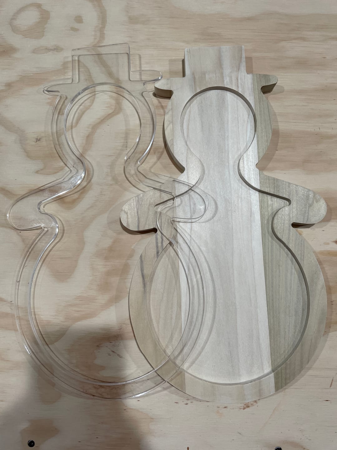 Customer photo review of 15.75x9.20" Snowman Tray 1 Acrylic Router Template [Limited Edition]