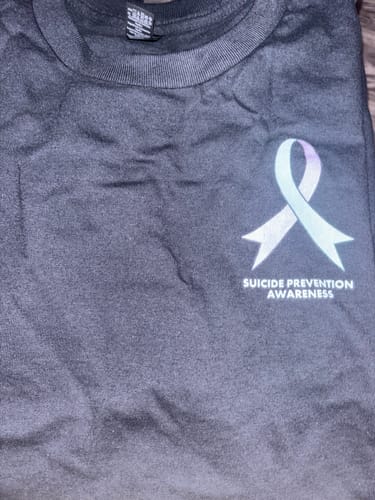 Customer photo review of Round 174 (Unisex Classic Tee | Gildan)