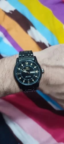 Customer photo review of OLEVS - Magnate