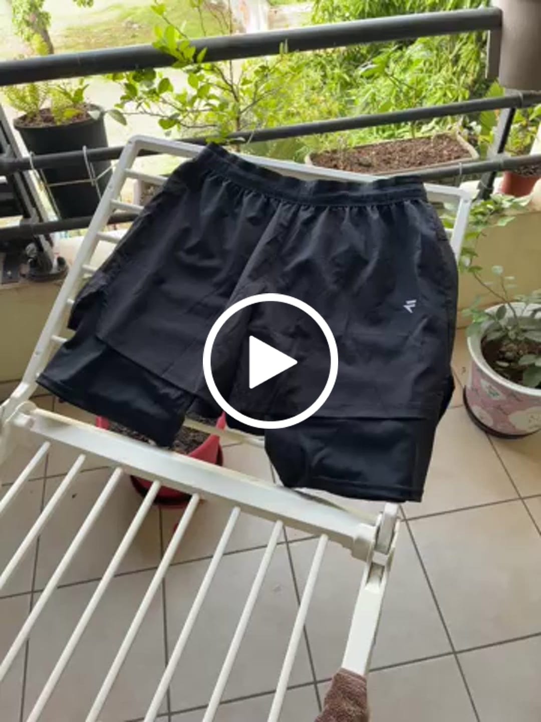 Customer video review of Short 2 en 1 avec compression intégrée