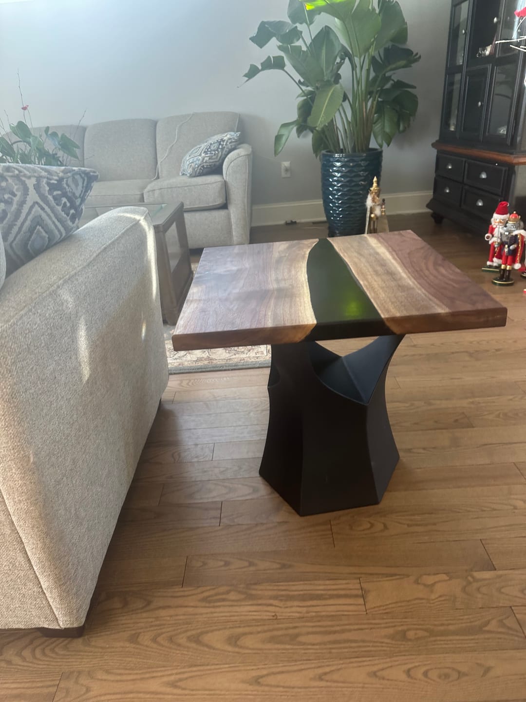 Customer photo review of End Table Legs 216 Namu Metal Modern Design