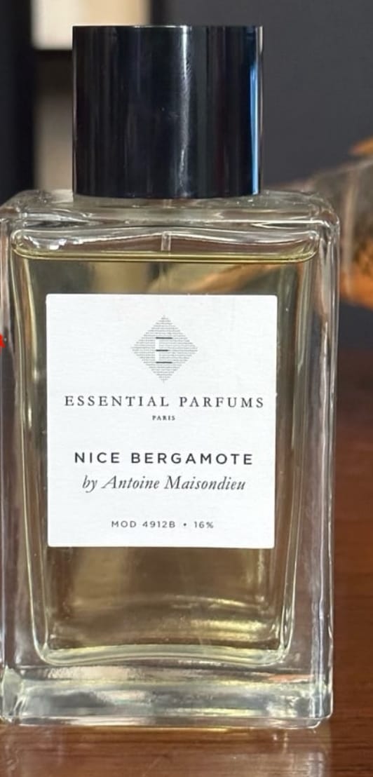 Customer photo review of ESSENTIAL PARFUMS - NICE BERGAMOTE