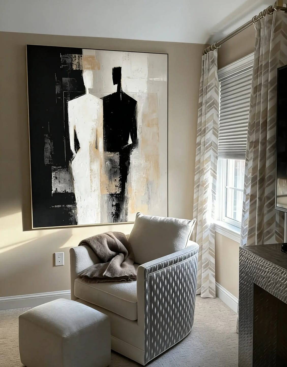 Customer photo review of Minimalist Figure Painting #ZRV008
