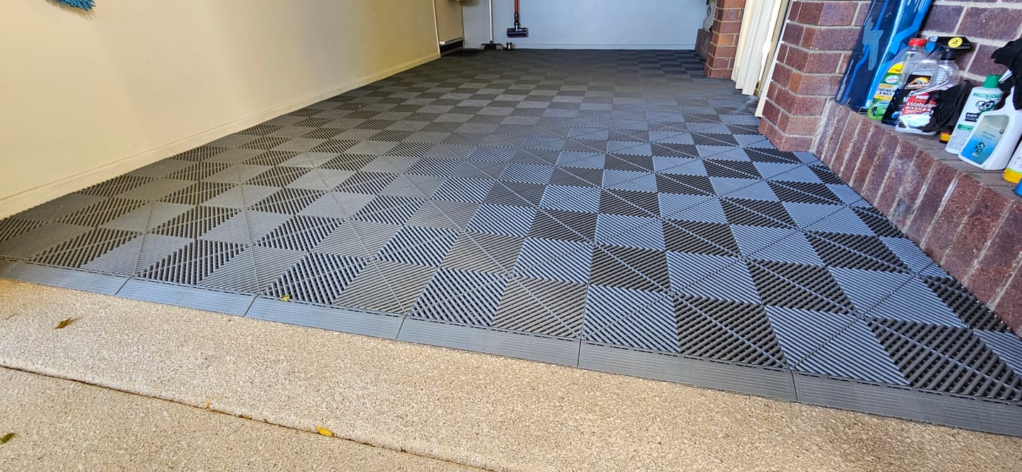 Customer photo review of EDGES - Modular Interlocking Garage Flooring Tile Edges