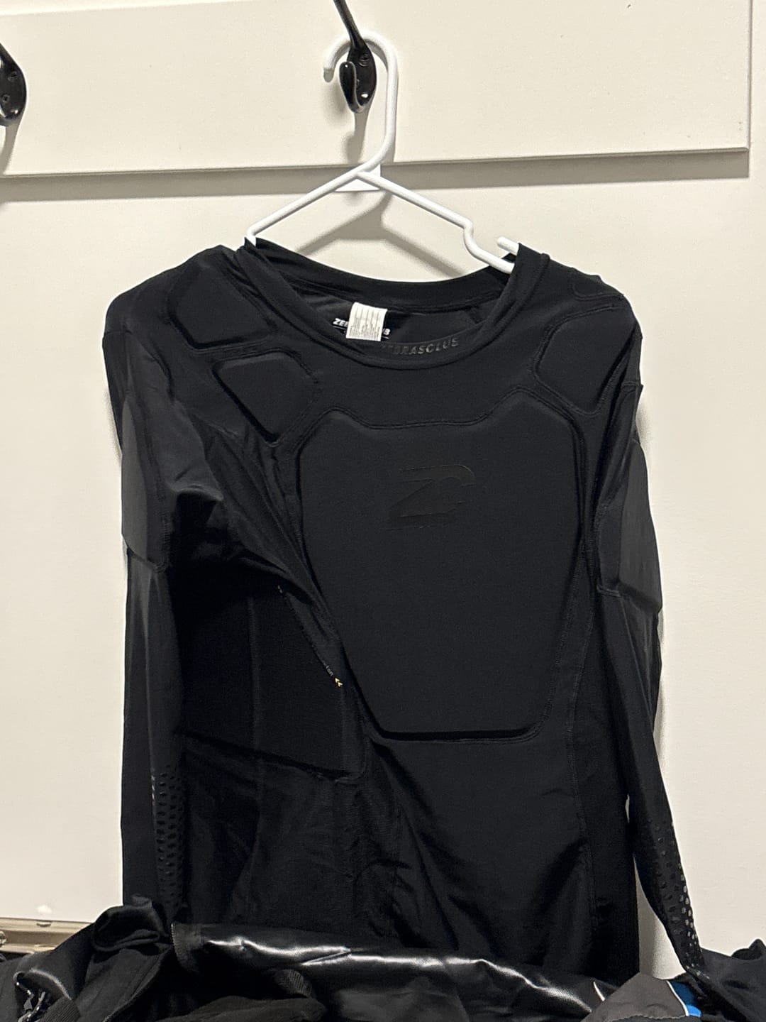 Customer photo review of ZPS-PRO LONG SLEEVE HOCKEY REFEREE PADDED SHIRT