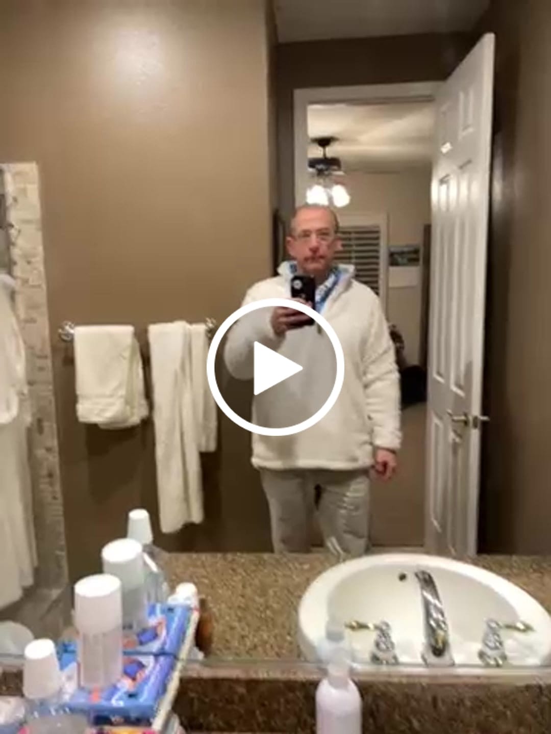 Customer video review of Reversible Double Sherpa 1/4 Zip