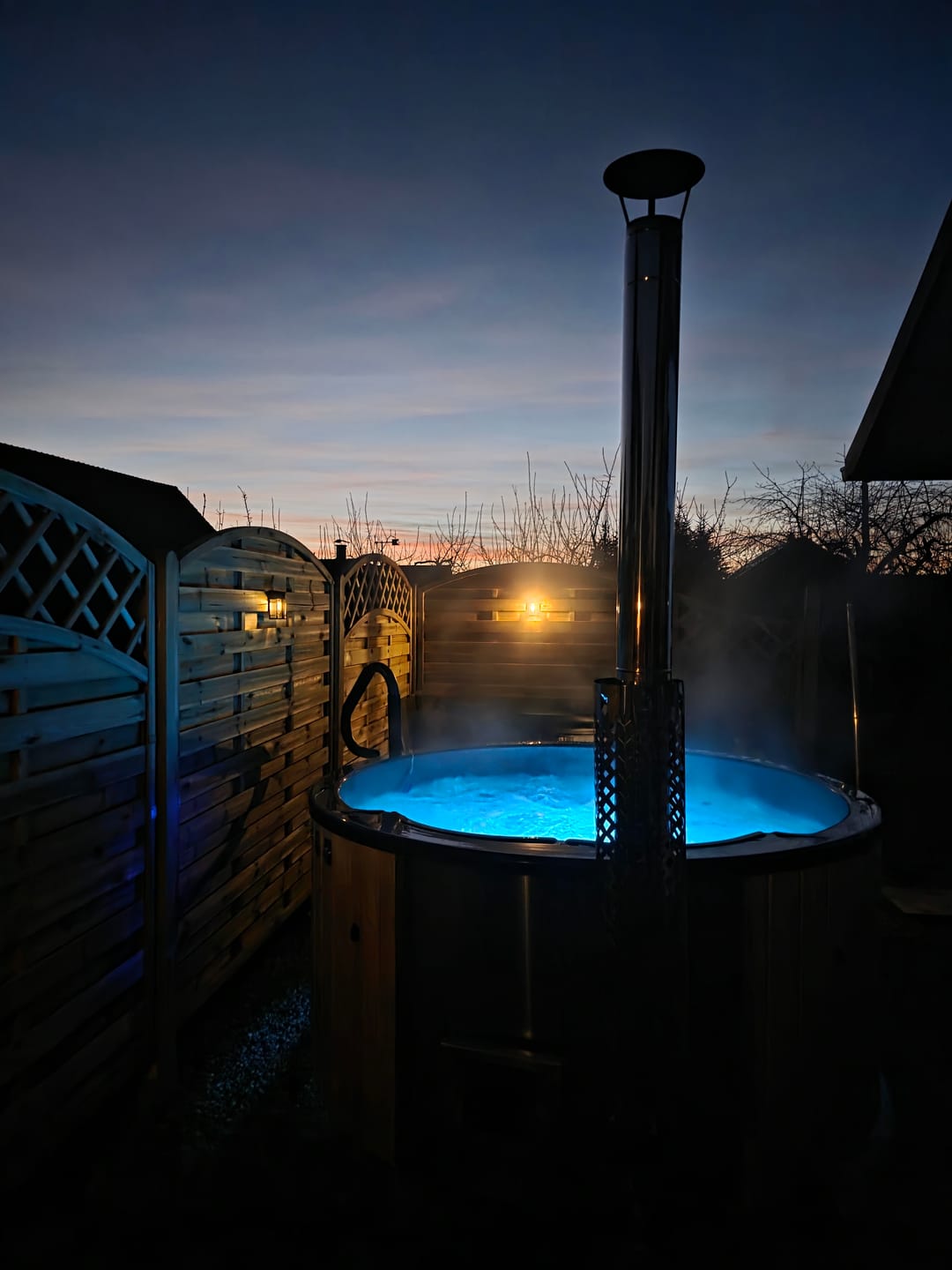 Customer photo review of Hot Tub 1,8m mit Acrylwanne und integriertem Holzofen
