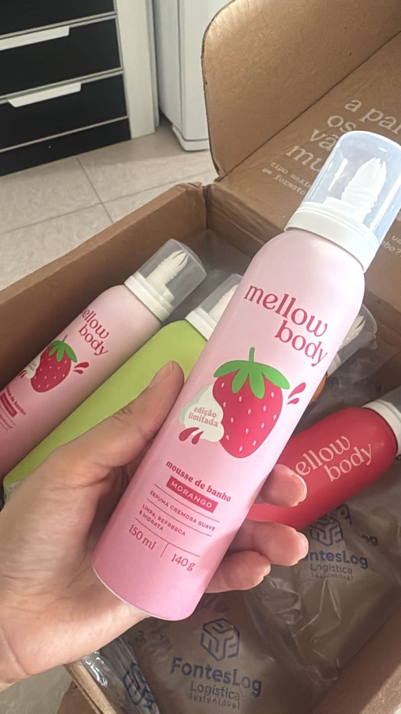 Customer photo review of Mellow Mousse Morango