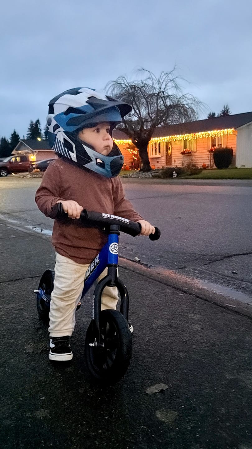Customer photo review of TS-61 Kids Full-Face Bike Helmet