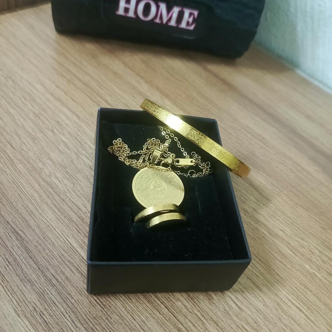 Customer photo review of Minikkoza® Ayet-El Kürsi Setler