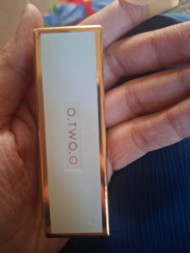 Customer photo review of O.TWO.O PLUMP SHINY CRYSTAL LIP GLOSS
