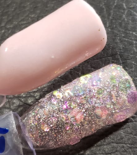 Customer photo review of D480 Vanity Pink Glitter Dip Powder